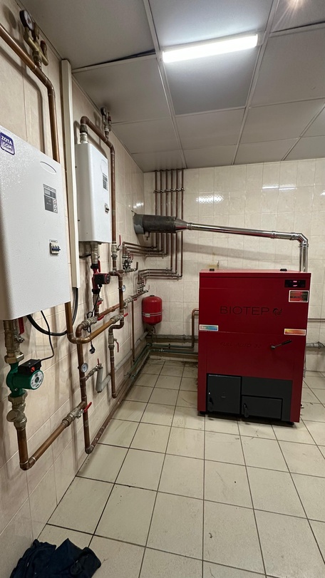 Установка котла. Монтаж отопительной системы и водоснабжение